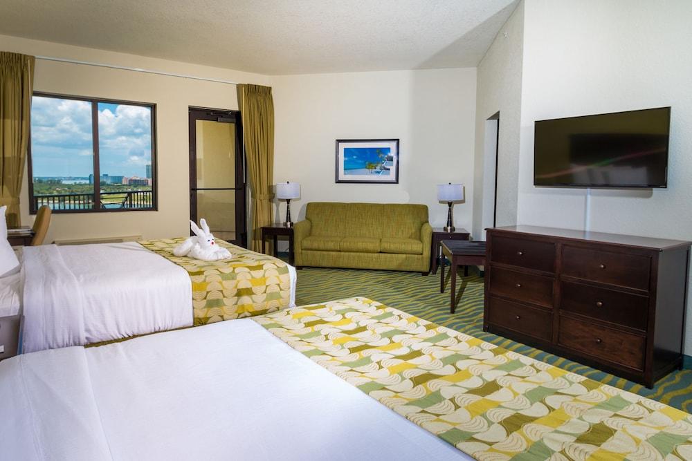 Hotel Edge Clearwater 4*