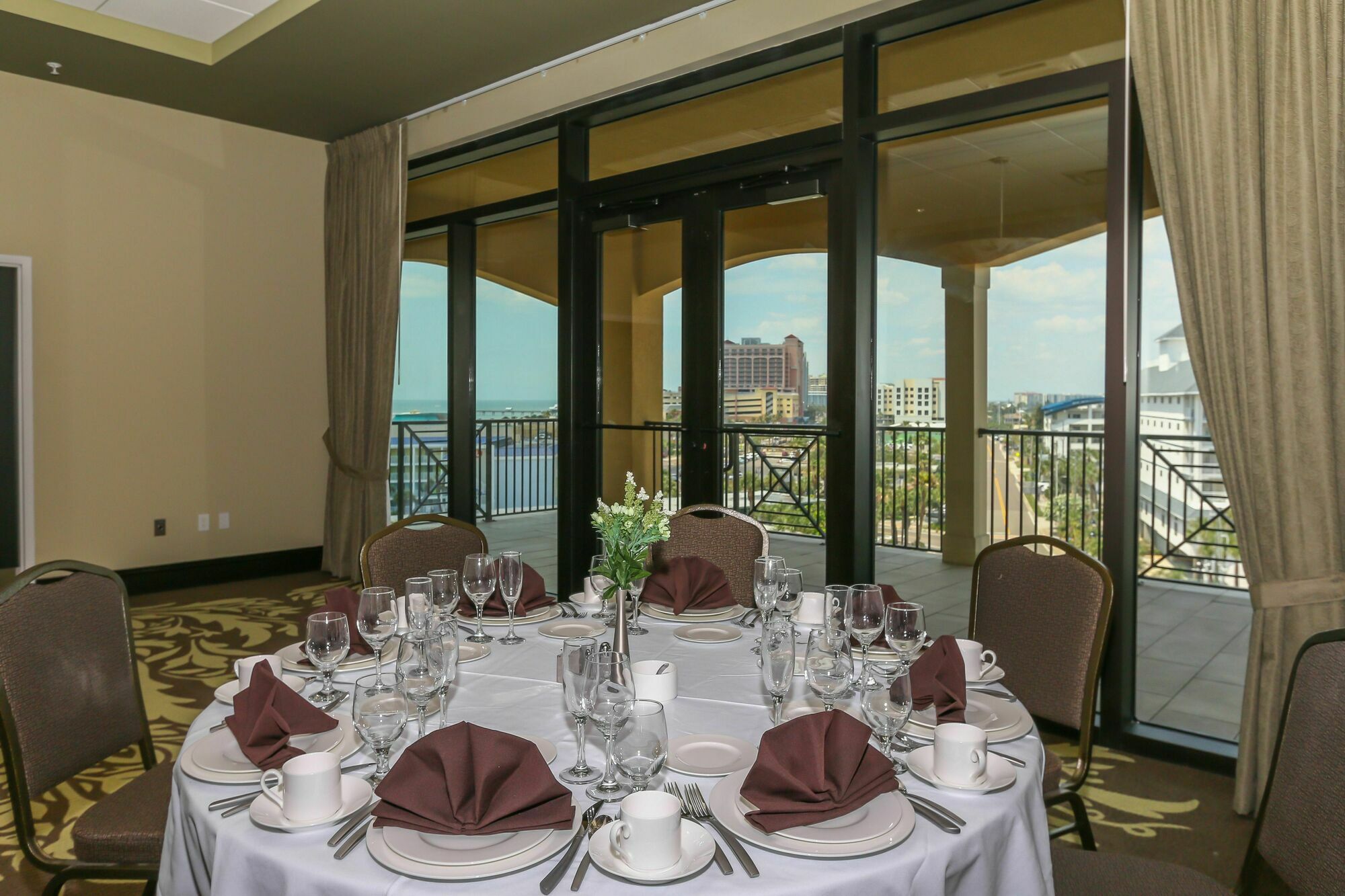 Hotel Edge Clearwater