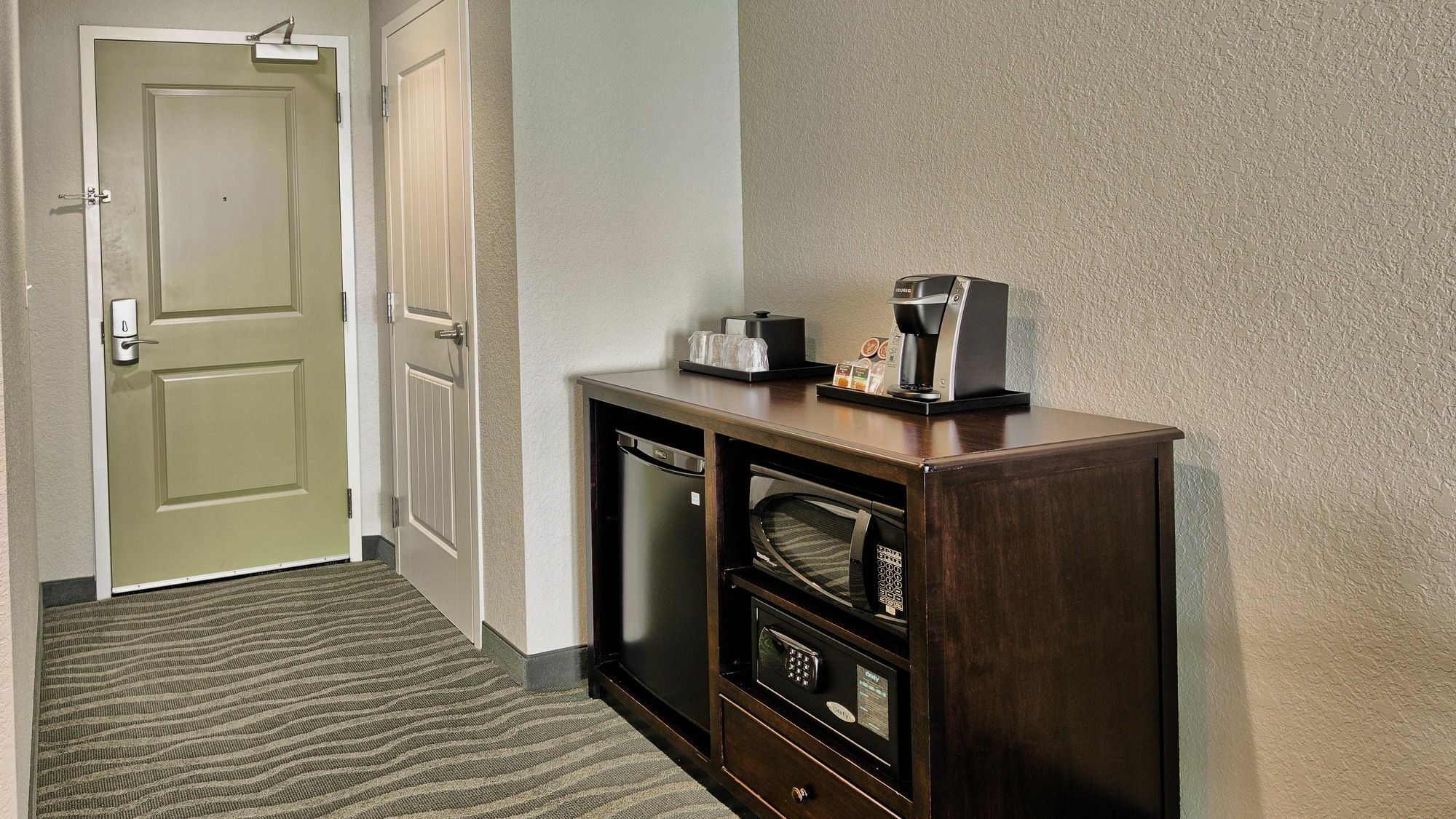 Hotel Edge Clearwater 4*